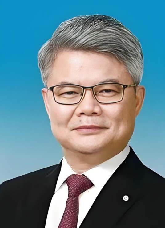 林景臻（中国晶体材料专家）