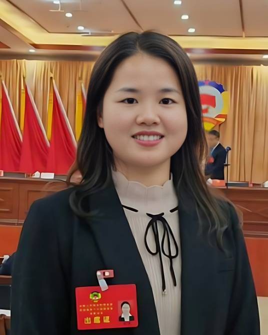 蔡倩（江西省赣州市安远县凤山乡人大副主席）