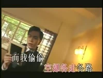 仍然在痛