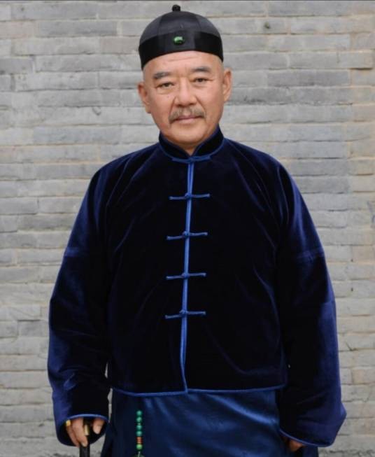 吕伯方