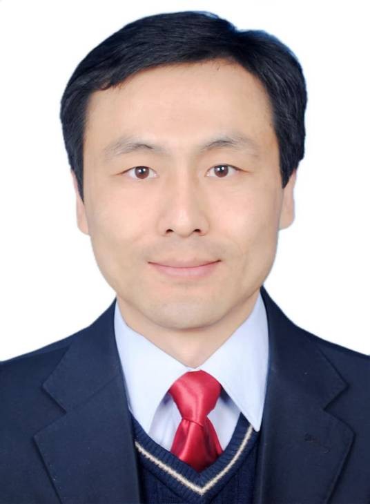 王小波（遵义师范学院党委常委、副校长）