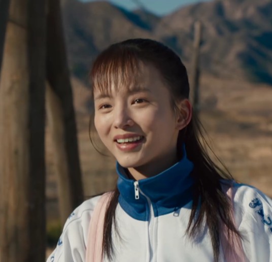 王薇（农村题材剧《青山是故乡》中的角色）