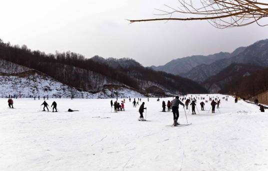 老界岭滑雪场