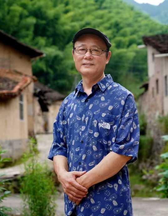谢德仁（中国美术家协会会员）