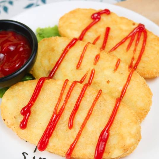 薯饼（以薯类为主要原料制成的小吃类食品）