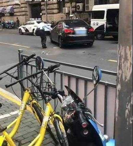 9·4上海网约车司机抗拒执法事件