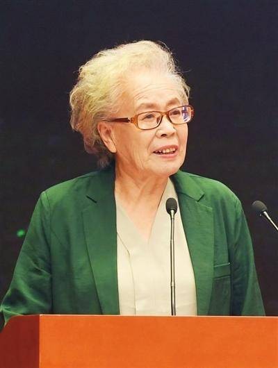 陈彦娴