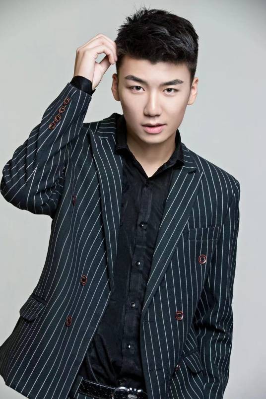 李梦男（中国内地影视男演员）