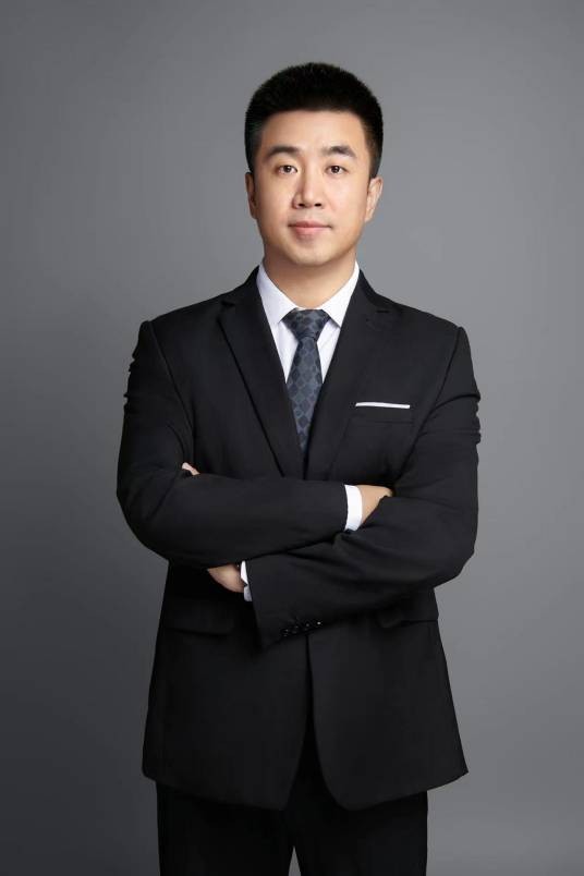 张君（微医控股联席董事会主席兼总裁）