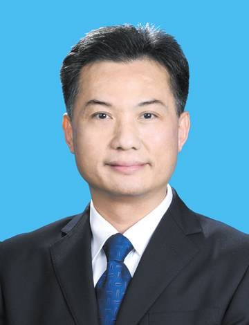 黄庭松（湖北省公安厅治安总队总队长、一级警务专员）