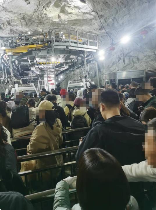 11·5华山西峰索道停运事件