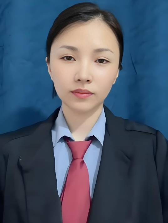 何姚姚律师