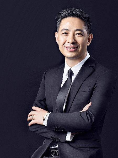 张江平（第十四届全国人大代表，太平鸟集团有限公司董事长）