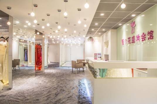 福州市鼓楼区夏之花婚纱礼服店