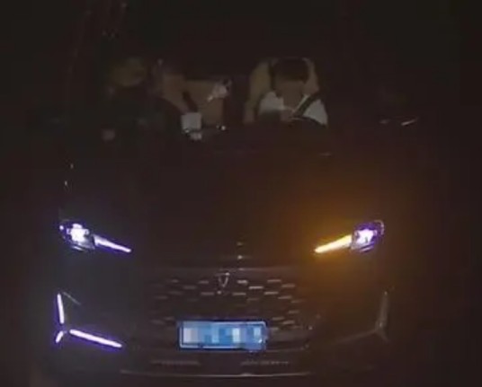 2024年衡阳小孩马路开车事件
