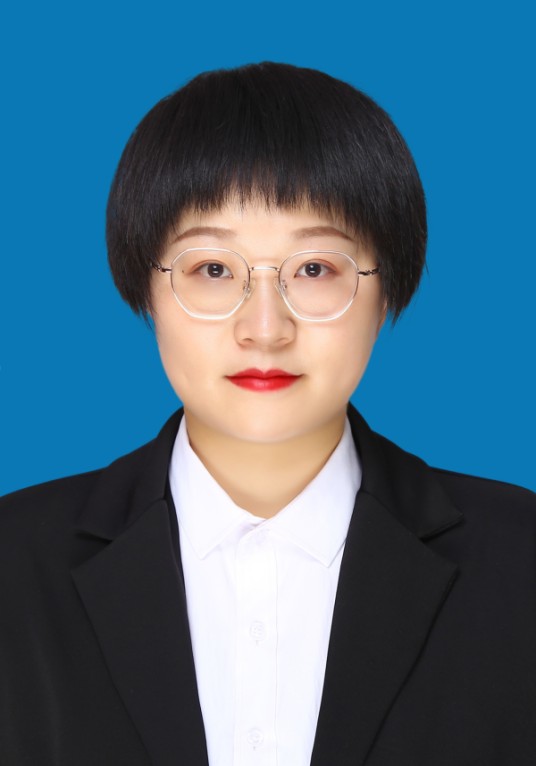 潘莎(内蒙古自治区呼和浩特市玉泉区投资促进局副局长)