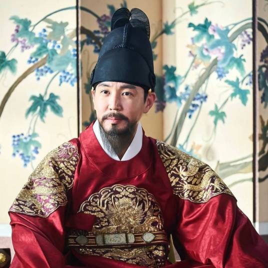 李浩（古装剧《王后伞下》中的角色）