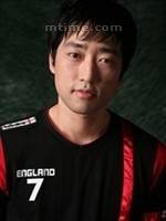 李由秀