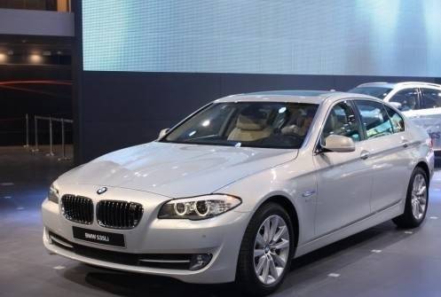 全新BMW 523i顶级型