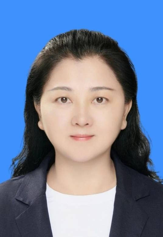 费霞（广东省惠州市贸促会（惠州国际商会）会长、民建惠州市委会主委）