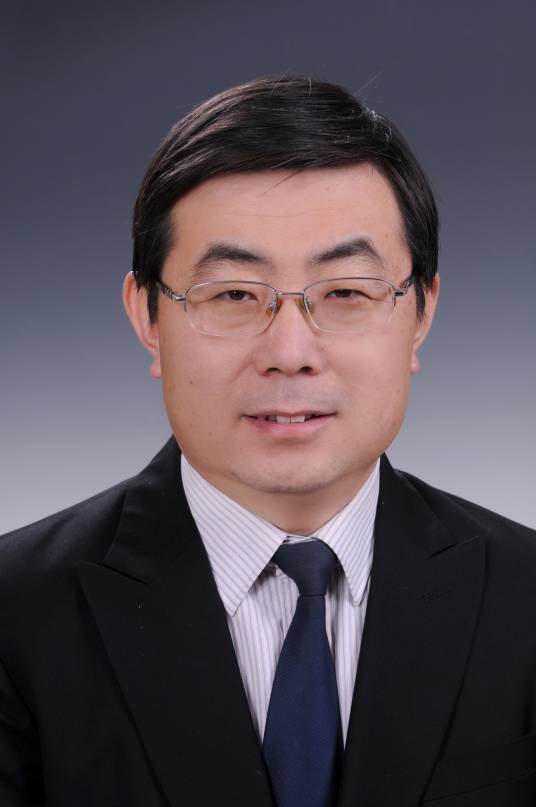 王玉兴（山东省潍坊市奎文区委教育工作委员会常务副书记、潍坊市奎文区教育和体育局党组书记、局长、四级调研员）