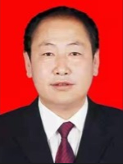 章建辉（甘肃省庆阳市庆城县林业和草原局党组书记、局长）