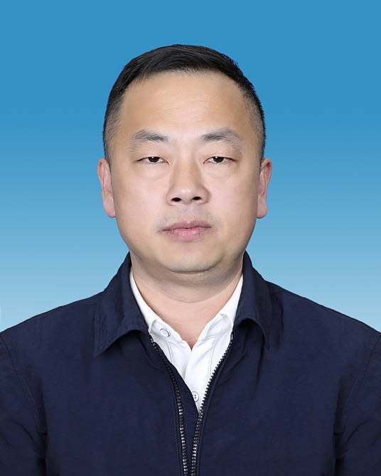 徐炜（江西省三清山风景名胜区党委副书记）