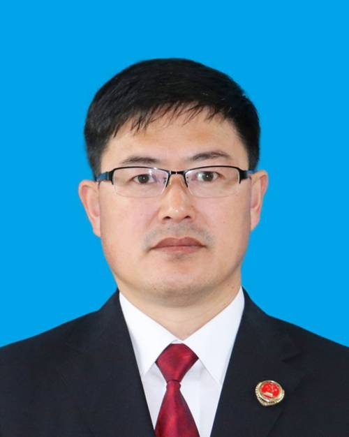 孙德龙（黑龙江省齐齐哈尔市富裕县人民检察院党组成员、政治部主任、一级主任科员）