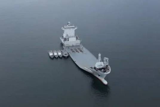 饮马湖船