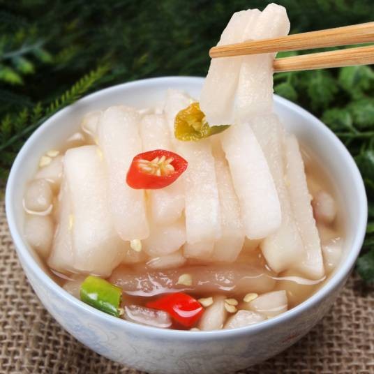泡酸辣萝卜