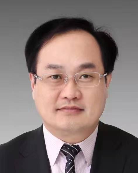 冯岩（山东省枣庄市峄城区人民政府党组成员，枣庄冠世榴园风景区管委会主任，政府办公室党组书记、主任）