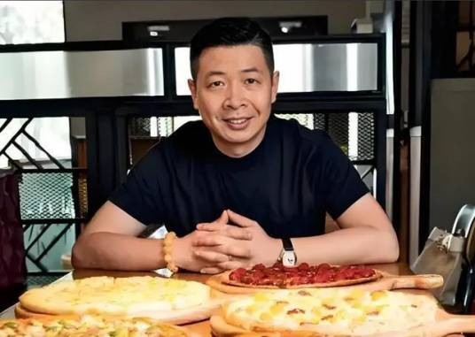 赵志强（比格比萨董事长、创始人）