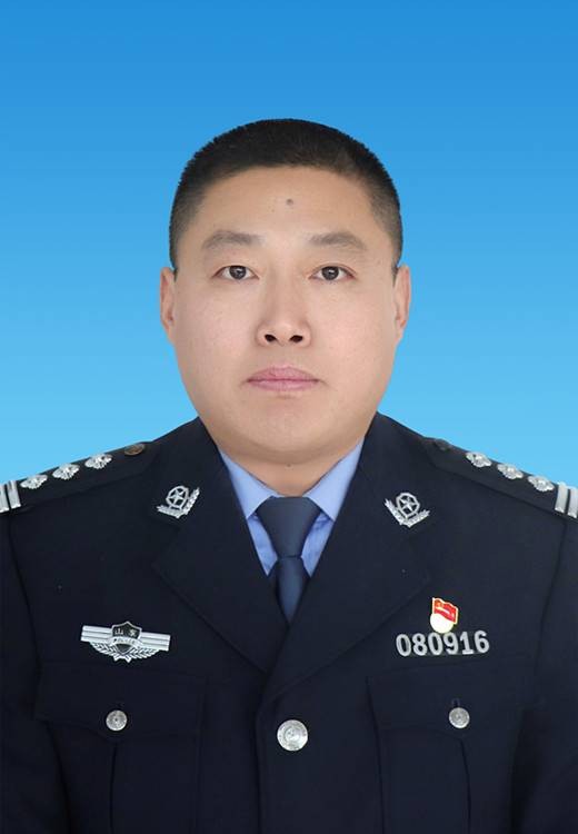 孙晓亮（山东省德州市平原县公安局党委委员、副局长）