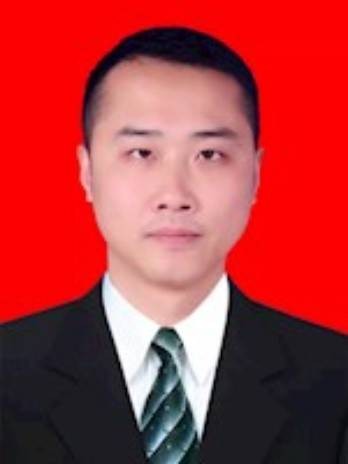 李鹏（泸州市生态环境局党组成员、副局长）