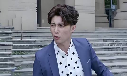 杨威利（《极品一家人》中淮文饰演的角色）