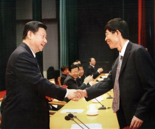 岳庆平