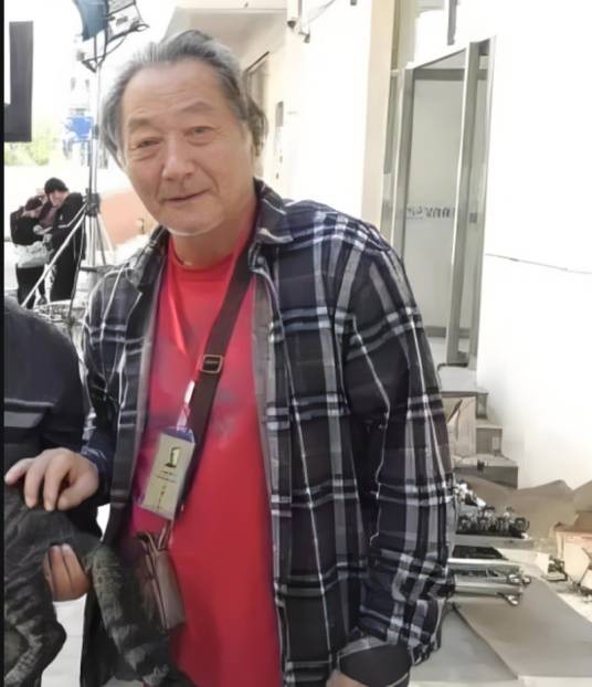 巴图（中国内地影视男演员）