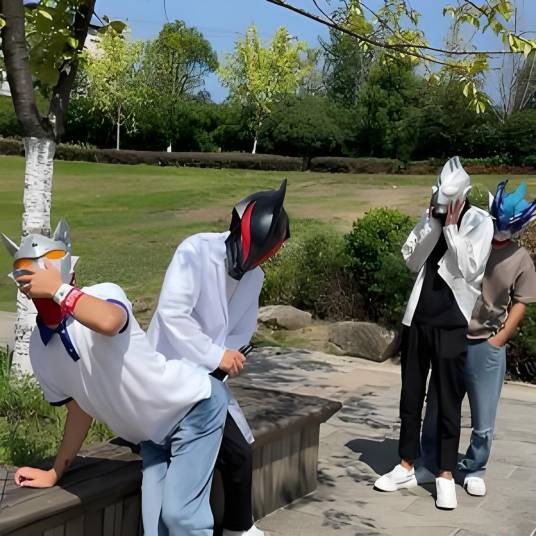 晚上的赛罗
