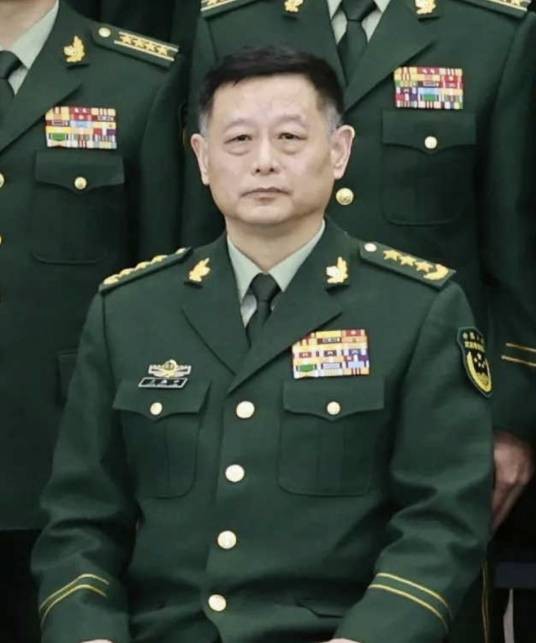 王春宁（武警部队原司令员）
