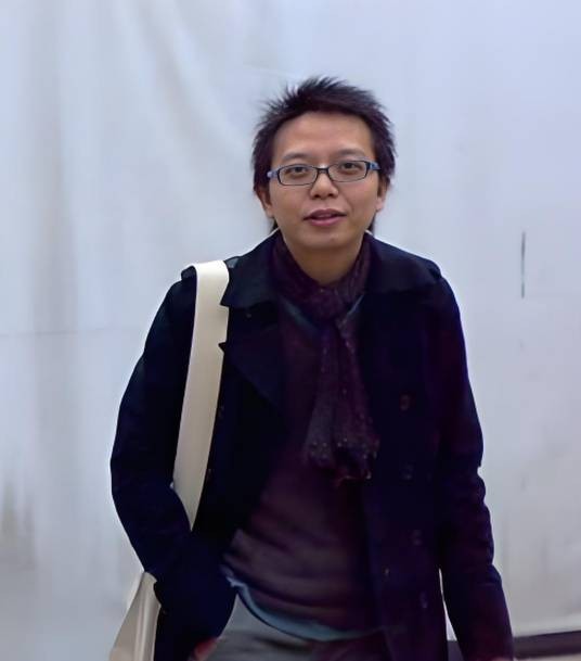 胡续冬（诗人、原北京大学外国语学院副教授）