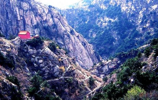 莱芜九龙大峡谷