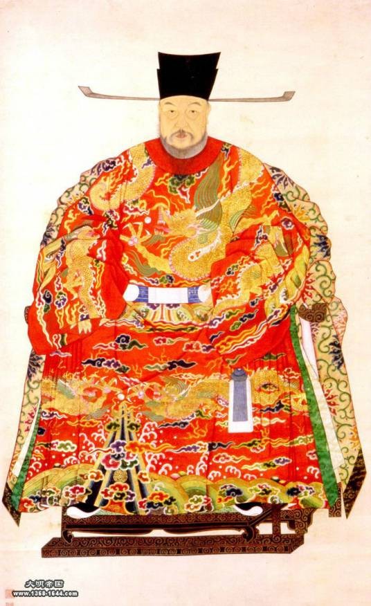 蟒袍（古代官员礼服）