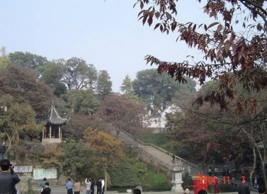 游虎丘小记