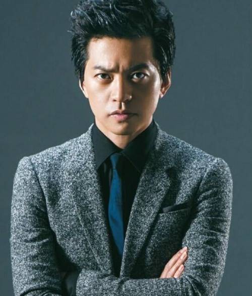 李健（中国内地流行乐男歌手、音乐制作人）