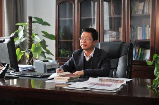 谢登科（兰炼一中校党总支书记）
