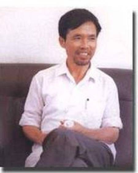 黎东明(原南丹县龙泉矿冶总厂总经理)