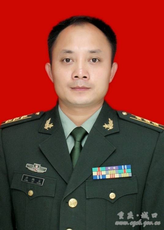 唐旭东（重庆警备区转业办大校主任）