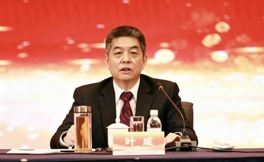 叶成（中国亿万富豪）