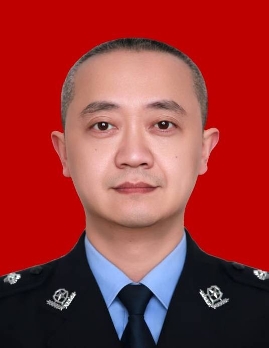 朱君（四川省达州市达川区人民政府副区长、区公安分局局长）