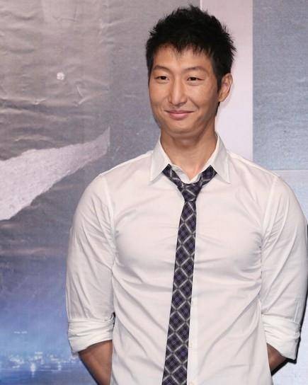 洪天祥（加拿大籍华裔男演员、歌手、主持人）
